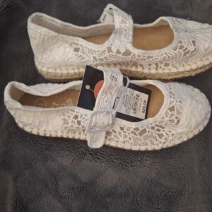 Art Class White Lace Espadrilles